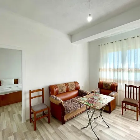 Holiday Apartment Appartement Pogradec