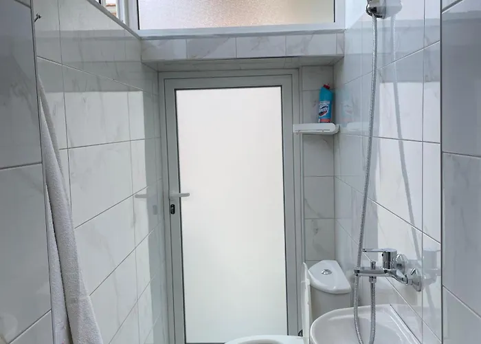 Holiday Apartment Appartement Pogradec
